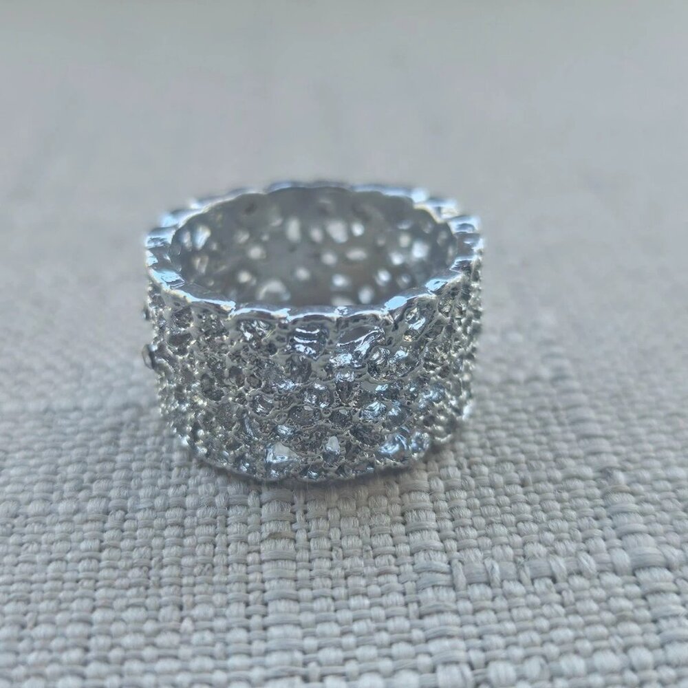 Fashion Ring Band Silver Tone Wide Finger Band Fashion Jewelry Size 6.5 New - Picture 9 of 11